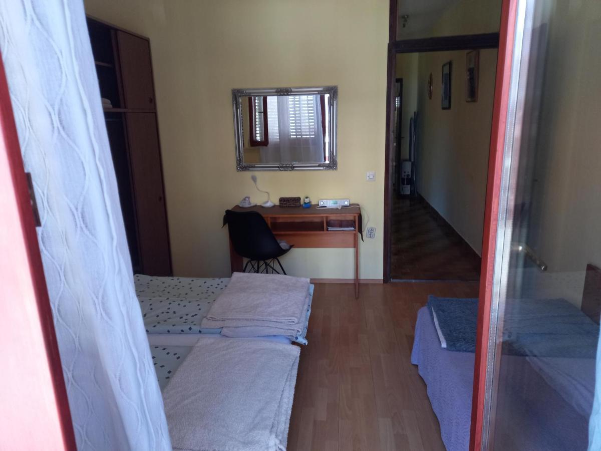 Apartman Goran Vodice Buitenkant foto